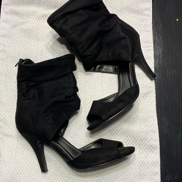 open toe high heel shoe - Picture 2 of 4